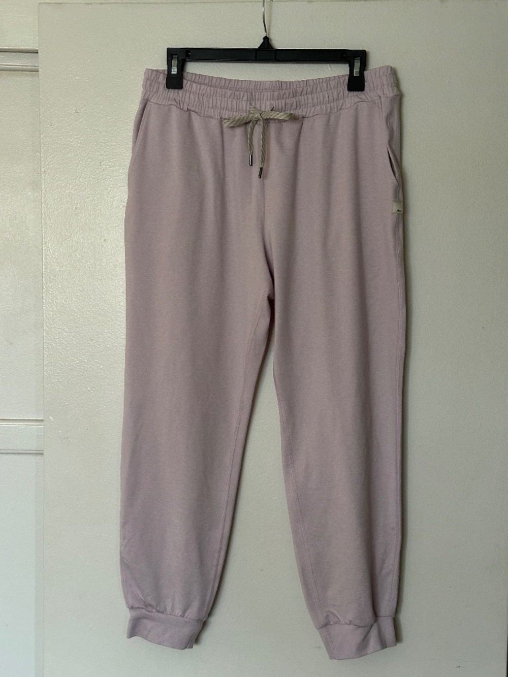 Vuori Women's Performance Jogger - Large 10-12